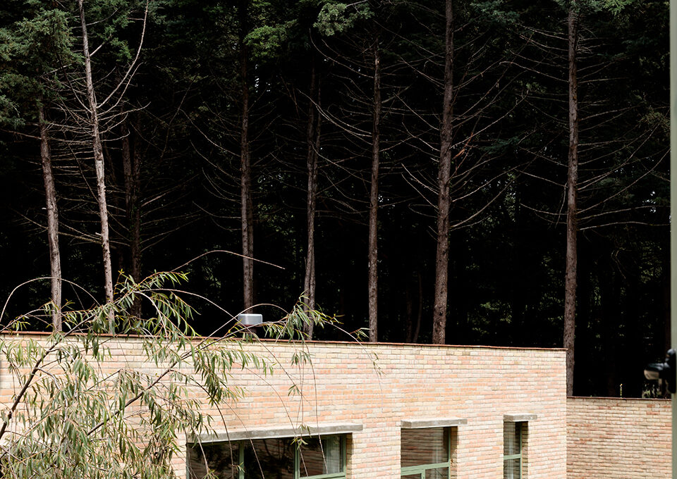 LANZA, Forest House, Ocoyoacac, Mexico, 2018. Photo Dane Alonso