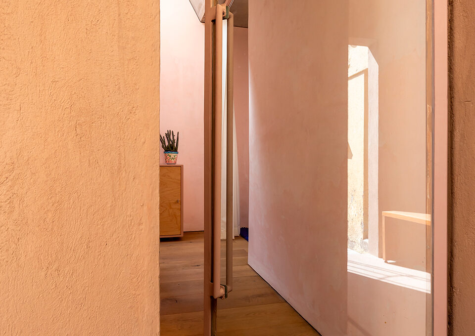LANZA, Nutritionist Office, Mexico City, 2019. Photo Luis Young